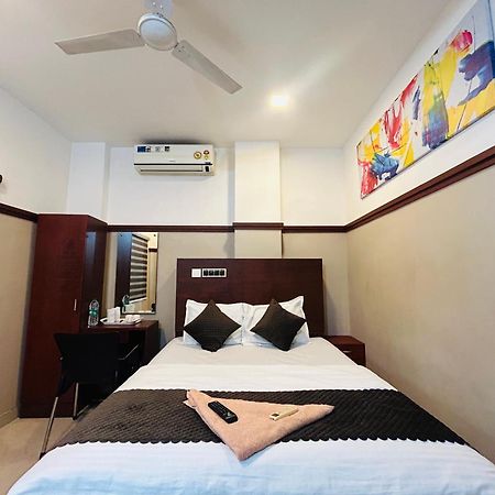 Rio Rooms Medical College 科泽科德 外观 照片